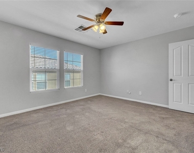 6255 W Arby Avenue - Photo Thumbnail 35