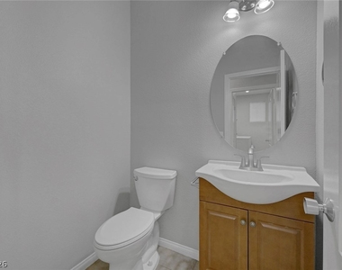 6255 W Arby Avenue - Photo Thumbnail 22