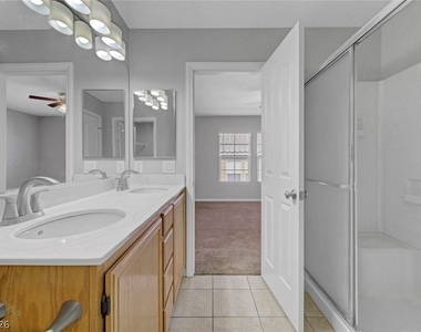 6255 W Arby Avenue - Photo Thumbnail 37