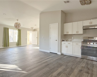 9362 Santa Fe Rose Street - Photo Thumbnail 10