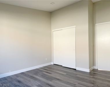 9362 Santa Fe Rose Street - Photo Thumbnail 15