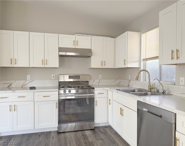 9362 Santa Fe Rose Street - Photo Thumbnail 4