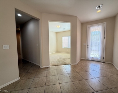 2240 Shadow Canyon Drive - Photo Thumbnail 14