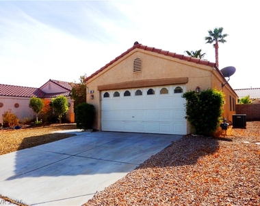 693 Salt Flats Circle - Photo Thumbnail 2