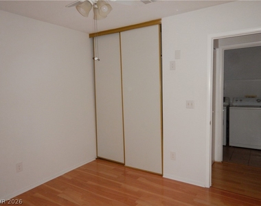 693 Salt Flats Circle - Photo Thumbnail 29