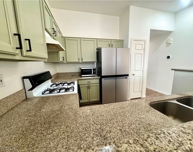2508 Trustworthy Avenue - Photo Thumbnail 4