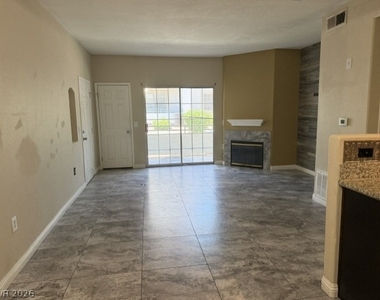 3318 N Decatur Boulevard - Photo Thumbnail 3