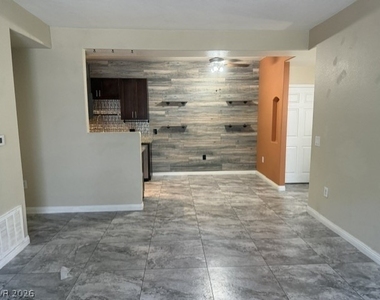 3318 N Decatur Boulevard - Photo Thumbnail 7