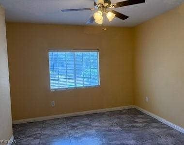 3318 N Decatur Boulevard - Photo Thumbnail 20