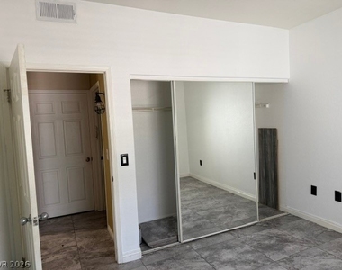 3318 N Decatur Boulevard - Photo Thumbnail 29