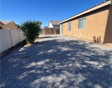 6472 Centennial Road - Photo Thumbnail 34