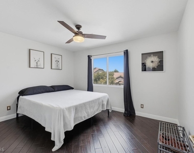 5397 Esparon Avenue - Photo Thumbnail 26