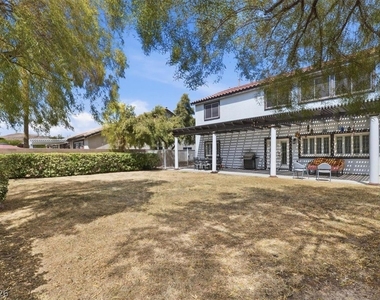 5397 Esparon Avenue - Photo Thumbnail 34