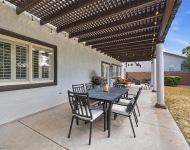 5397 Esparon Avenue - Photo Thumbnail 31
