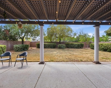5397 Esparon Avenue - Photo Thumbnail 30