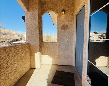 352 Pine Haven Street - Photo Thumbnail 2