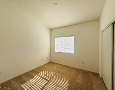 352 Pine Haven Street - Photo Thumbnail 17