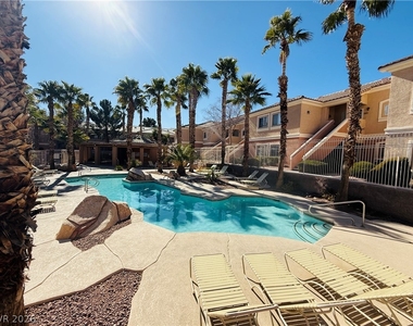 352 Pine Haven Street - Photo Thumbnail 22