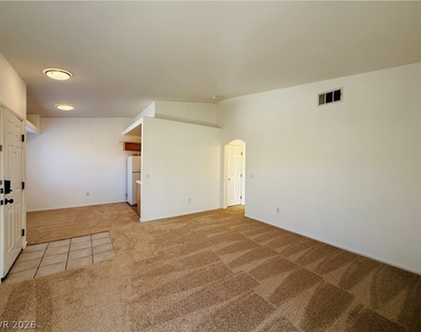 352 Pine Haven Street - Photo Thumbnail 5