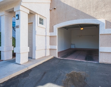 8555 W Russell Road - Photo Thumbnail 2