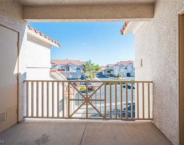 8555 W Russell Road - Photo Thumbnail 26