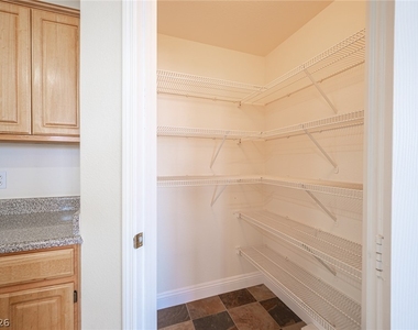 8555 W Russell Road - Photo Thumbnail 19