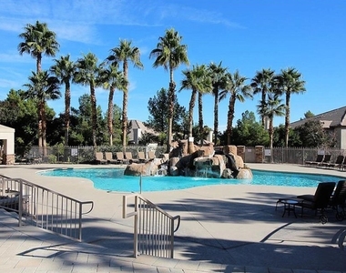 10217 King Henry Avenue - Photo Thumbnail 3