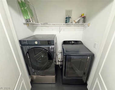10217 King Henry Avenue - Photo Thumbnail 9
