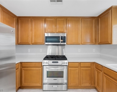 3314 Villa Fiori Avenue - Photo Thumbnail 7