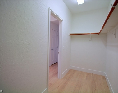 10550 Tranquil Glade Lane - Photo Thumbnail 11