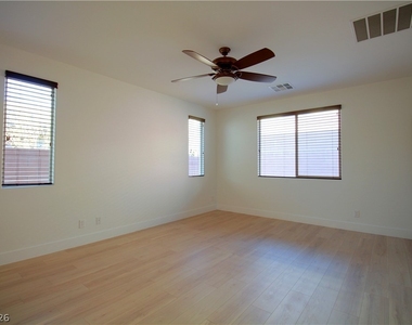 10550 Tranquil Glade Lane - Photo Thumbnail 9