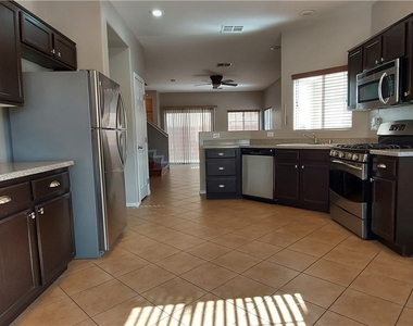 10613 Golden Aspen Court - Photo Thumbnail 4