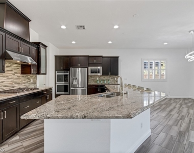 775 Porto Mio Way - Photo Thumbnail 6