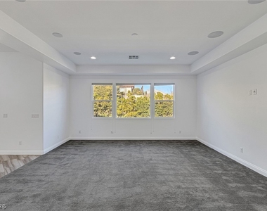 775 Porto Mio Way - Photo Thumbnail 15