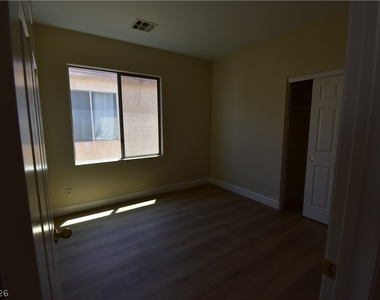 6350 Barrington Bridge Avenue - Photo Thumbnail 1