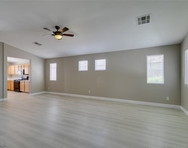 10342 Spider Rock Avenue - Photo Thumbnail 14