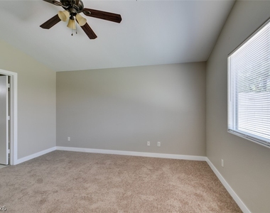10342 Spider Rock Avenue - Photo Thumbnail 25