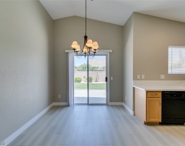 10342 Spider Rock Avenue - Photo Thumbnail 16