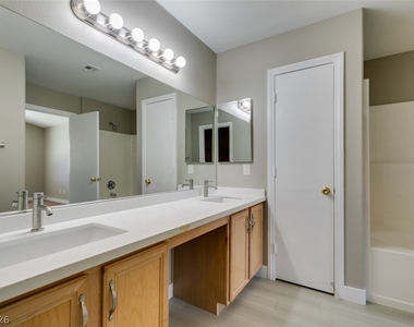 10342 Spider Rock Avenue - Photo Thumbnail 35