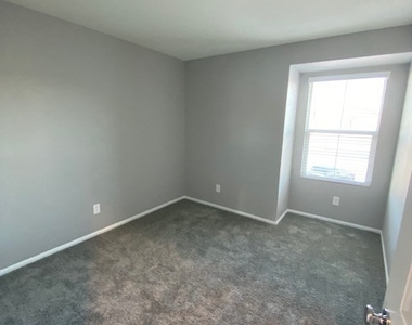 6667 Drusilla Street - Photo Thumbnail 12
