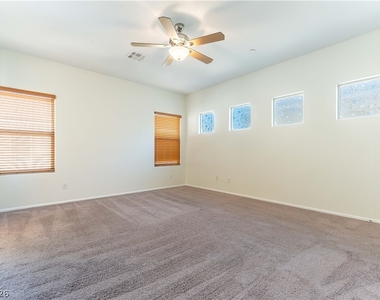 1134 Jesse Harbor Avenue - Photo Thumbnail 12
