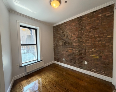 East 13th & 3rd Ave - Photo Thumbnail 5