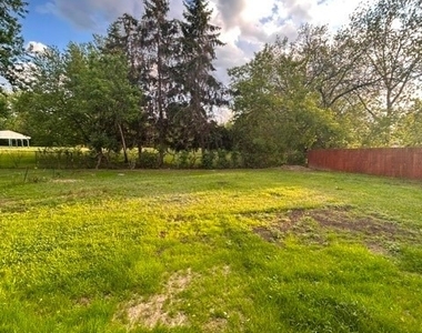 213 Sunflower Drive - Photo Thumbnail 17