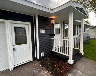 213 Sunflower Drive - Photo Thumbnail 1