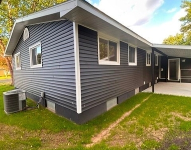 213 Sunflower Drive - Photo Thumbnail 19