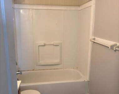 109 Briggs Street - Photo Thumbnail 7