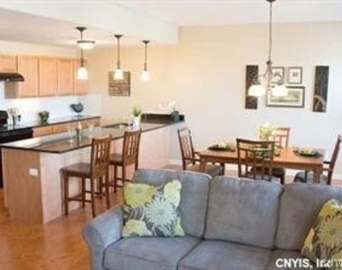 714 N Townsend Street #2d - Photo Thumbnail 4