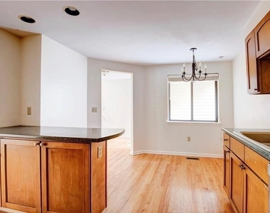 4836 Huntwood - Photo Thumbnail 2