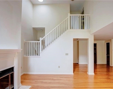 4836 Huntwood - Photo Thumbnail 6