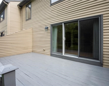 4836 Huntwood - Photo Thumbnail 14
